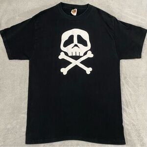 Vintage 1990s Skull & Bones Tshirt